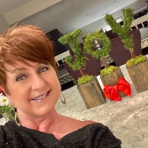 Meet your Posher, Kasey